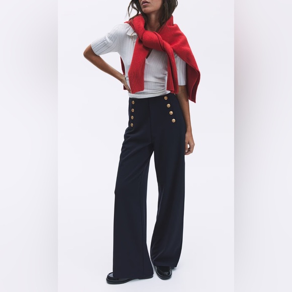 H&M Navy Wide-Leg Pull-on Pants with Front Button Accents. NEW. Size Small - Picture 1 of 8